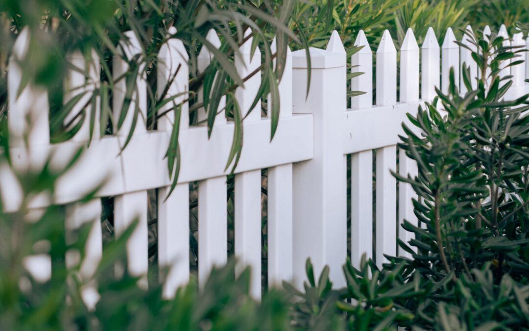 How the Right Fencing Supplies Can Transform Your Calgary Home